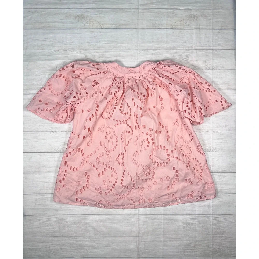 Tuckernuck Pink Salt Eyelet Finley‎ Flutter Sleeve Blouse Large Split Neck